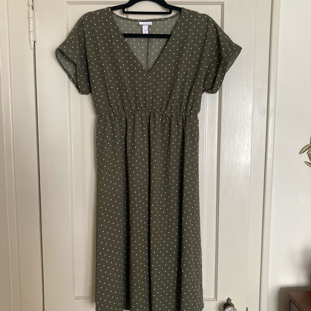 Isabel Maternity by Ingrid & Isabel Green Polka Dot Midi Dress